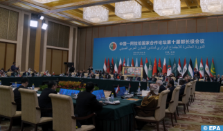 وزراء الخارجية العرب والصين يشيدون بالمبادرات المغربية على الصعيد الدولي