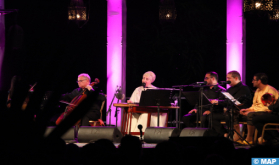 مجموعة موسيقيات من تونس بقيادة خديجة العفريت تتحف جمهور فاس بعرض فني استثنائي