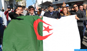 الجزائر، بلد على حافة الهاوية