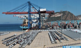 جمارك ميناء طنجة المتوسط.. اعتماد تنظيم جديد للعمل على مدار 24 ساعة ابتداء من 15 أبريل