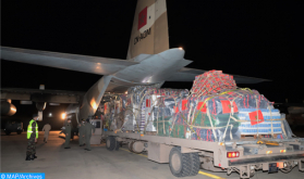 مساعدات عاجلة للفلسطينيين .. مغادرة طائرة عسكرية في اتجاه القاهرة