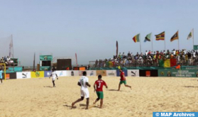 كرة القدم الشاطئية.. المنتخب الوطني يتوج بدوري "كوسافا" عقب فوزه على نظيره الموزمبيقي بركلات الترجيح (4-3)