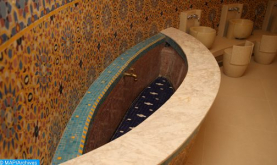 الحمامات التقليدية..بيوت وأسر في انتظار الفرج