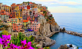 إيطاليا تعيد فتح حدودها الداخلية والخارجية لإنقاذ السياحة
