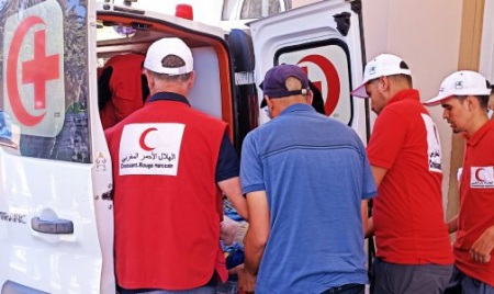 زلزال الحوز.. الهلال الأحمر المغربي يواصل تقديم الدعم والمساعدة للمناطق المتضررة