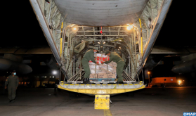 Moroccan Airplanes Take Off to Deliver Food Aid to Lebanese Armed Forces and People