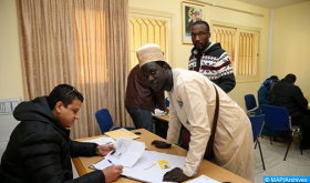 Integración de migrantes y refugiados: Marruecos adopta una estrategia real basada en un espíritu humano (Sky News Arabia)