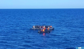 La Marina Real asiste a 58 subsaharianos candidatos a la migración irregular