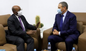 El jefe de la diplomacia gabonesa reitera en Laayún el constante apoyo de su país a la marroquinidad del Sáhara