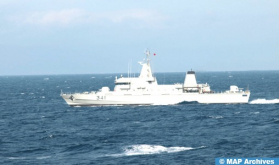La Marina Real rescata a 32 subsaharianos candidatos a la migración irregular
