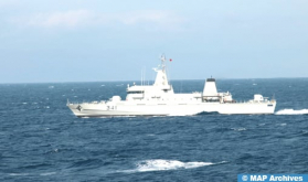 La Marina Real asiste a 27 subsaharianos candidatos a la migración irregular