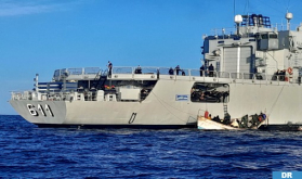 Una fragata de la Marina Real rescata a 67 migrantes irregulares subsaharianos (Comunicado)