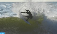 JJOO-2020: El surfista marroquí Ramzi Boukhiam llega a los octavos de final