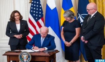 Biden paraphe la ratification des adhésions de la Finlande et la Suède à l'Otan