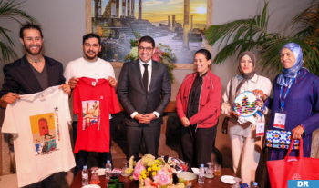 Adidas lance une nouvelle collection de t-shirts à la marocaine