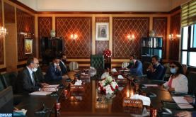 Le raffermissement de la coopération entre la Chambre des conseillers et le CNDH au centre d'entretiens à Rabat