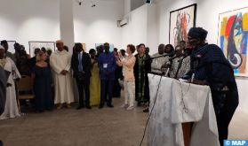 Vernissage à Dakar de l’exposition "L’Afrique célèbre Zulu Mbaye”, avec la participation d’artistes marocains