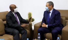 Le chef de la diplomatie gabonaise réitère à Laâyoune l'appui constant de son pays à la marocanité du Sahara