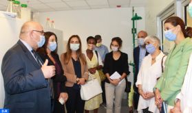 Une haute délégation visite les laboratoires de recherche de la Fondation MAScIR