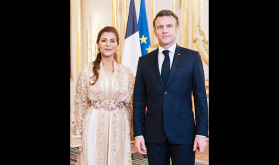 L'ambassadeure de Sa Majesté le Roi à Paris présente ses lettres de créance au Président de la république française, M. Emmanuel Macron