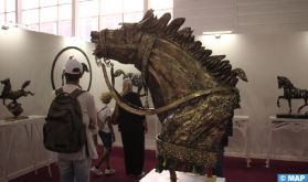 Sahbi Chtioui, un virtuose du bronze au salon du cheval d'El Jadida