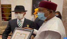 Un Marocain fait Chevalier de l'Ordre de Mérite du Niger pour "sa contribution au succès de la Conférence des Chefs d'État et de Gouvernement de l'UA"