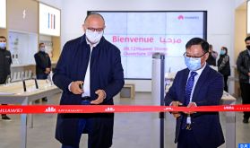 Huawei inaugure deux flagship stores à Casablanca et introduit son concept de vente "Intelligent Life"