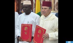 Signature d’un Protocole entre le Maroc et la Guinée sur la gestion et le fonctionnement du Complexe religieux Mohammed VI de Conakry