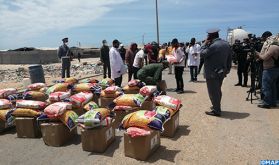 Dakhla Oued-Eddahab: Distribution des aides alimentaires au profit des familles nécessiteuses