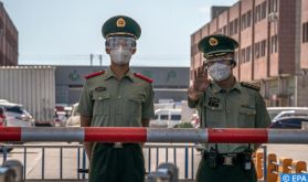 Chine: confinement d'une ville entière après trois cas de Covid-19