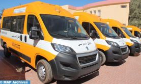 Province d'Essaouira : Remise de bus de transport scolaire et de camions-citernes à des collectivités territoriales
