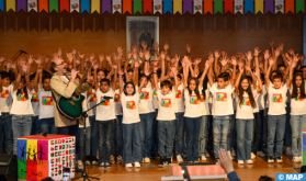Les "Enfantastiques" enchantent le public rbati en célébration de la Journée mondiale de la langue arabe