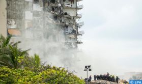 USA: Le bilan de l'immeuble effondré grimpe à 16 morts, 145 toujours portés disparus