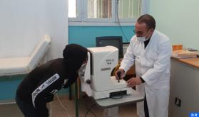 Guelmim-Oued Noun: Un millier d’élèves bénéficient d’une campagne d’ophtalmologie
