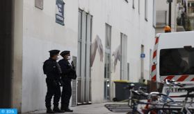 Attaque à l’arme blanche à Paris: le principal suspect "assume" un acte dirigé contre "Charlie Hebdo"