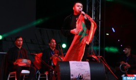 Chichaoua : Brillante prestation musicale de Zakria Ghafouli à la clôture du festival national de la musique de jeunes